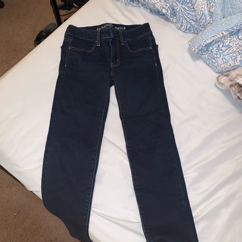 American eagle super stretch blue jeans
